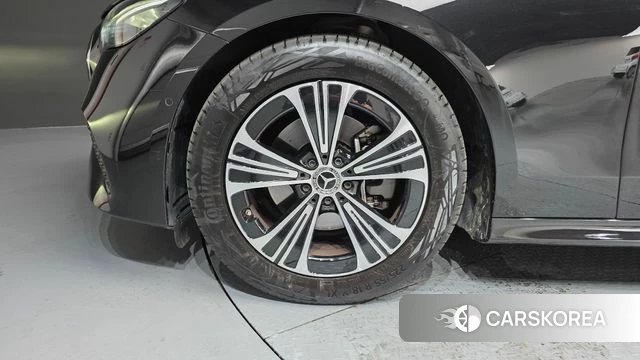 Mercedes-Benz E-Class W214 id 4560111 из Кореи 15