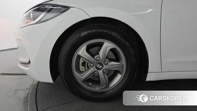 Hyundai Avante AD id 4305004 из Кореи 15
