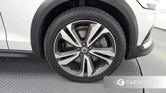 Volvo V60 Cross-Country 2nd Generation id 3362789 из Кореи 15