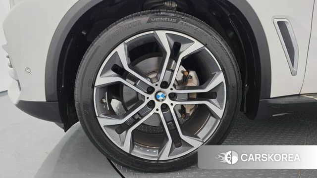 BMW X5 (G05) id 4702745 из Кореи 29