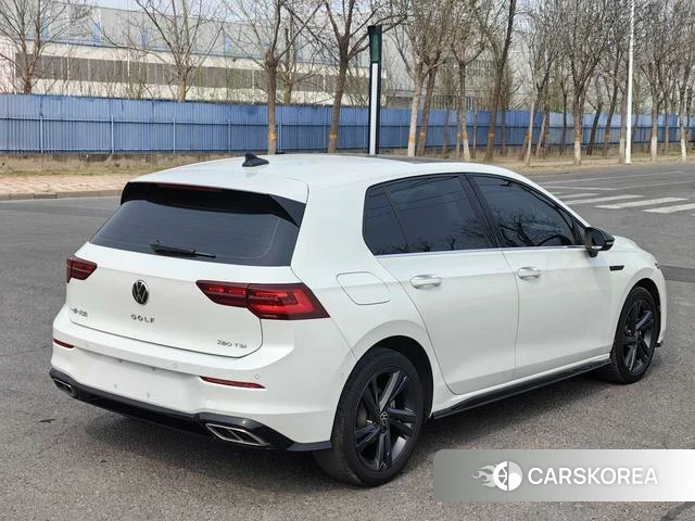 Volkswagen Golf 2022 Белый из Китая, фото 5