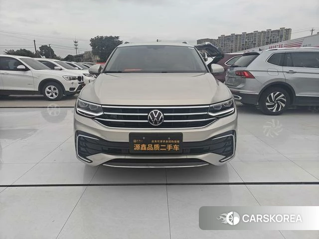 Volkswagen Tiguan L id 4306856 из Китая 8