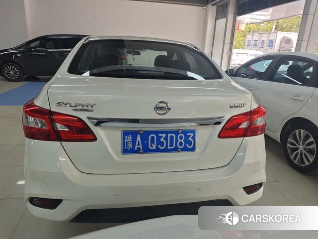 Nissan Xuan Yi 2022 Белый из Китая, фото 5