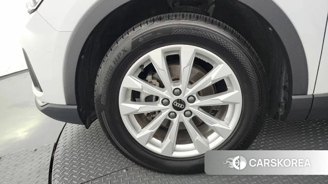 Audi Q3 (F3) id 4528465 из Кореи 29