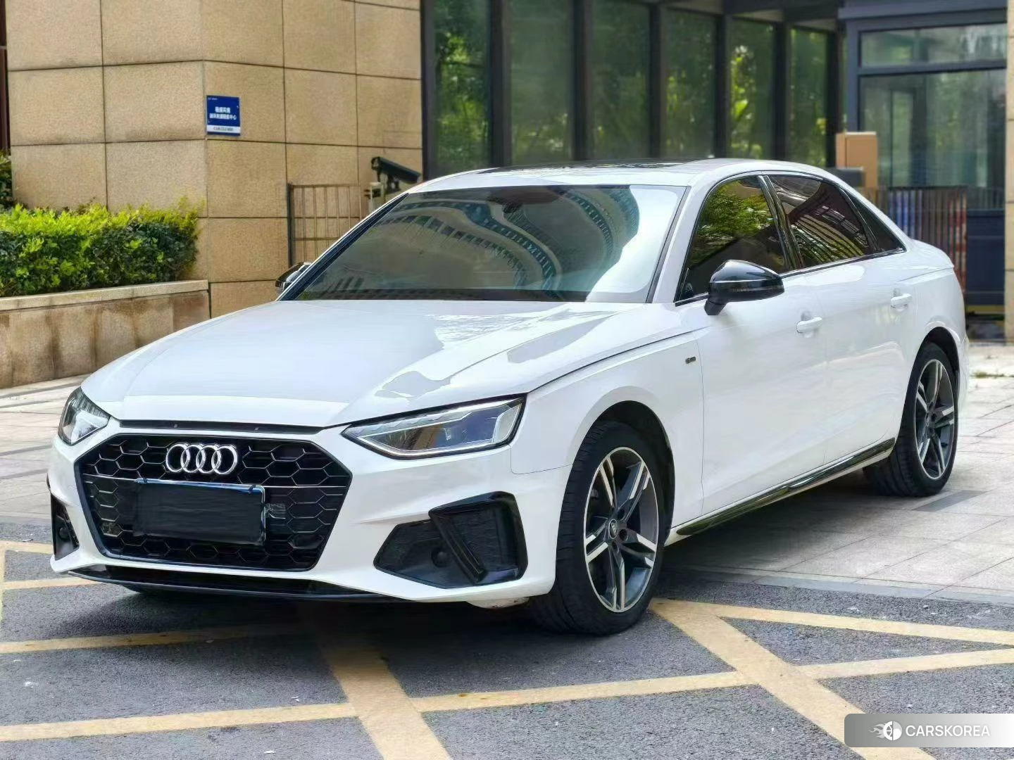 Audi A4L 2021 Белый из Китая, фото 5