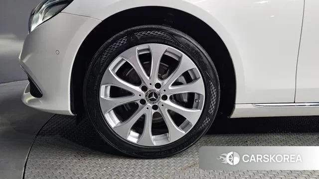 Mercedes-Benz E-Class W213 id 3112111 из Кореи 15