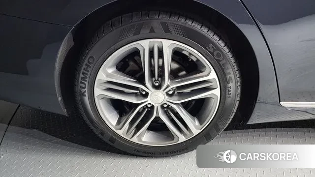 Hyundai Grandeur IG id 3061070 из Кореи 15