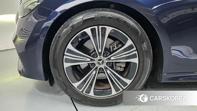 Mercedes-Benz E-Class W214 id 4739450 из Кореи 30
