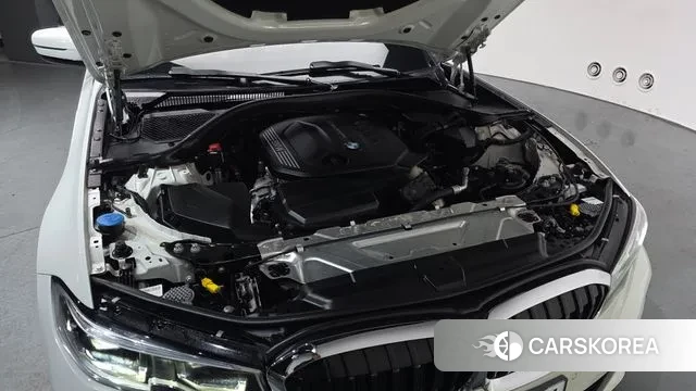 BMW 3 Series (G20) id 3518514 из Кореи 15