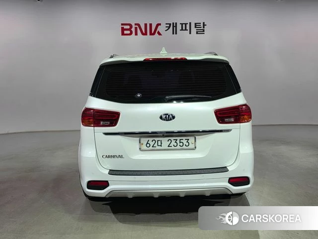 Kia The New Carnival id 4351135 из Кореи 15