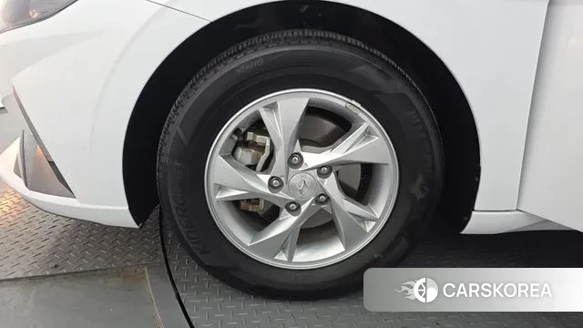 Hyundai Avante (CN7) id 3690487 из Кореи 15