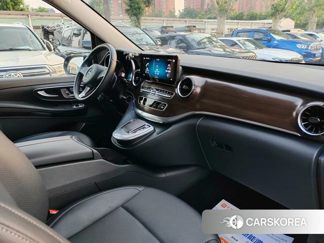 Mercedes-Benz V-class id 4314763 из Китая 10