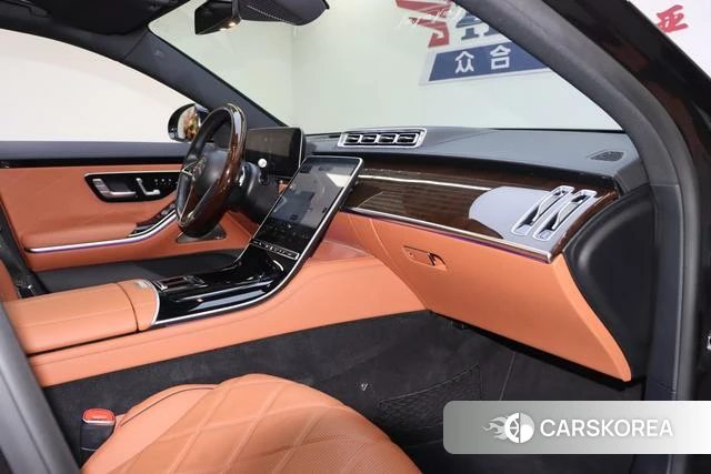 Mercedes-Benz Maybach S-class id 4334746 из Китая 18