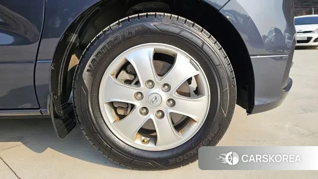 Hyundai The New Grand Starex id 3588435 из Кореи 15