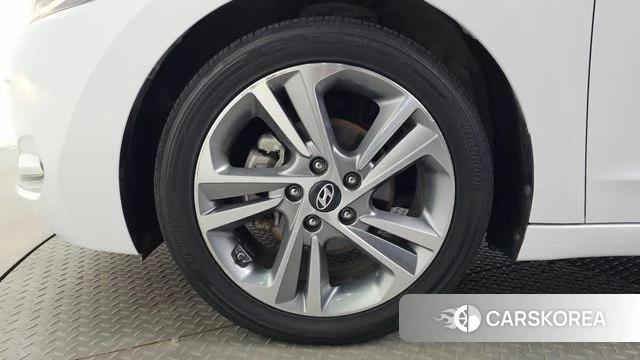 Hyundai Avante AD id 4643002 из Кореи 27