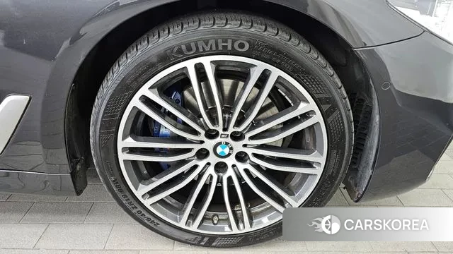 BMW 5 Series (G30) id 3474563 из Кореи 15