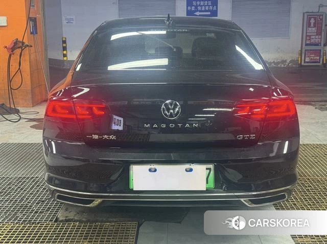 Volkswagen Magotan PHEV 2024 Черный из Китая, фото 5