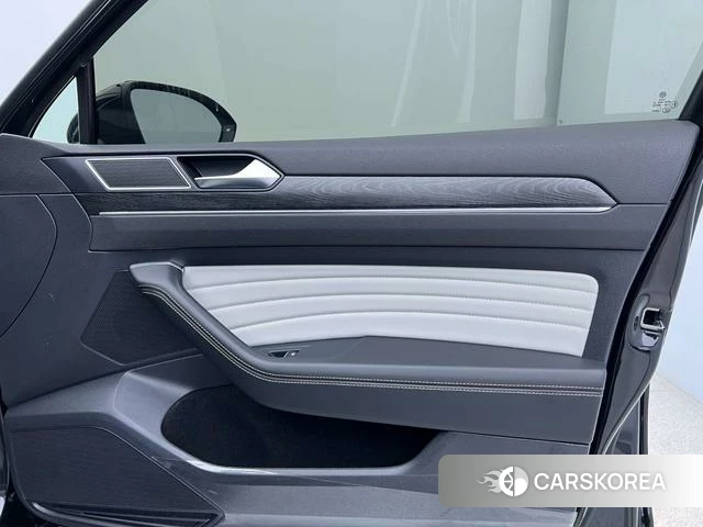 Volkswagen Magotan id 4342089 из Китая 25