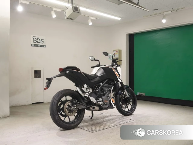 KTM 125 DUKE 2013 из Японии, фото 5