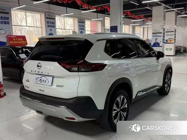 Nissan Qijun 2022 Белый из Китая, фото 5