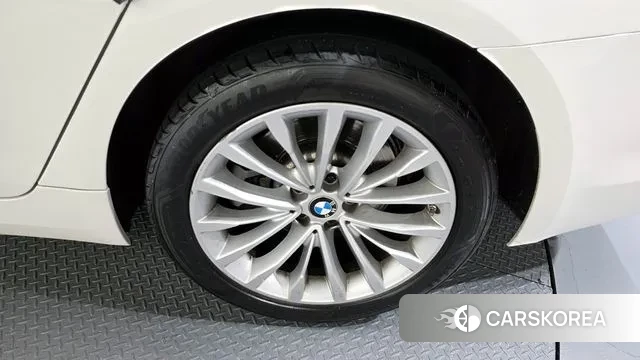 BMW 5 Series (G30) id 3464981 из Кореи 15