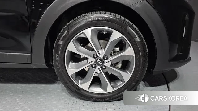 Kia Stonic id 3789755 из Кореи 15