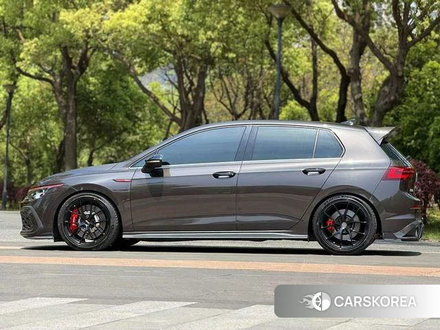 Volkswagen Golf GTI id 4240972 из Китая 11
