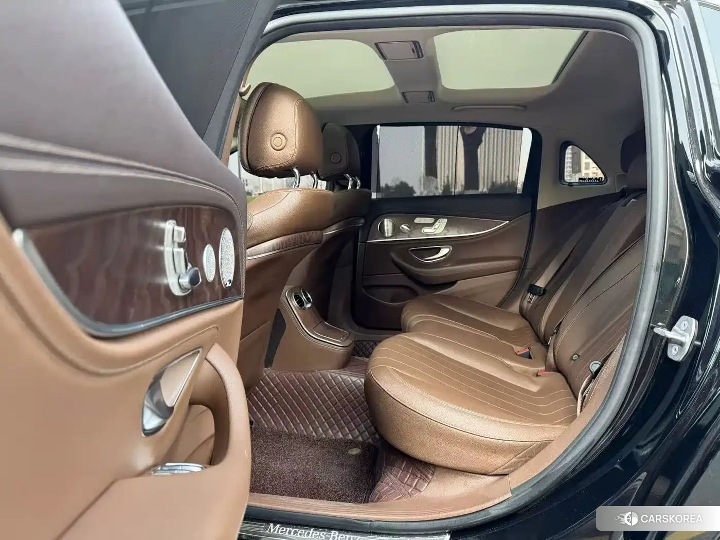 Mercedes-Benz E-Class 2021 Черный из Китая, фото 5