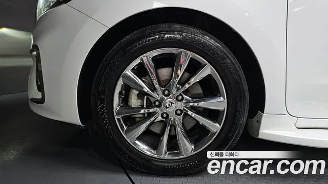 Kia The New Carnival id 2808668 из Кореи 15