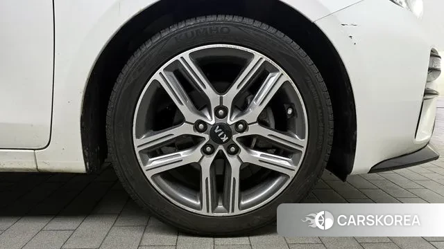 Kia Come New K3 id 3468694 из Кореи 15