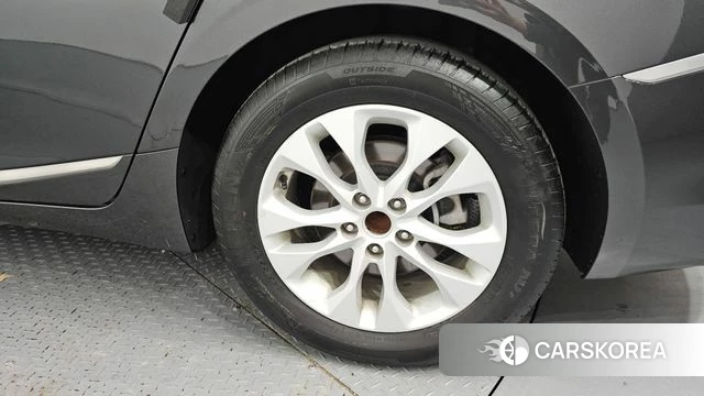 Kia K8 id 3794282 из Кореи 15
