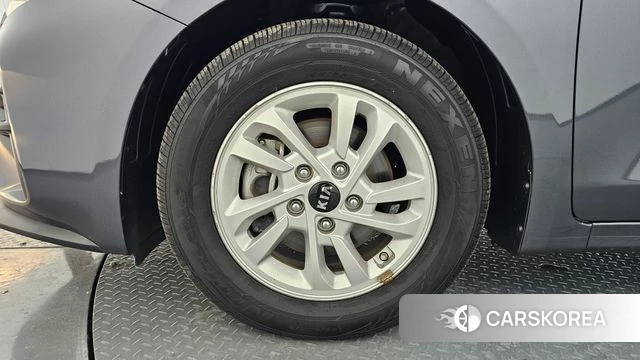 Kia Come New K3 id 4384854 из Кореи 28