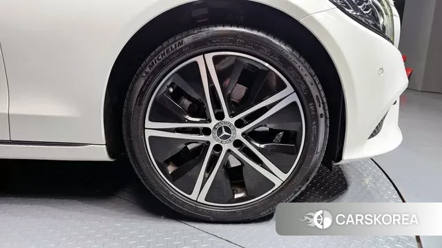 Mercedes-Benz C-Class W205 id 2890920 из Кореи 15