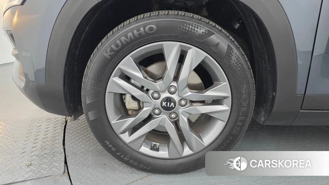 Kia Seltos id 4294033 из Кореи 15