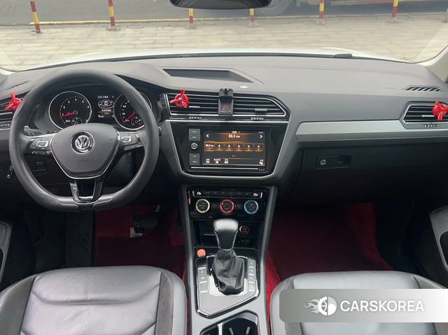 Volkswagen Tiguan L id 4213775 из Китая 18