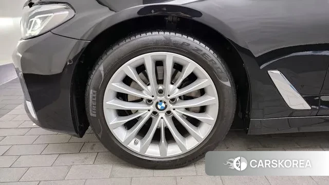 BMW 5 Series (G30) id 3467568 из Кореи 15