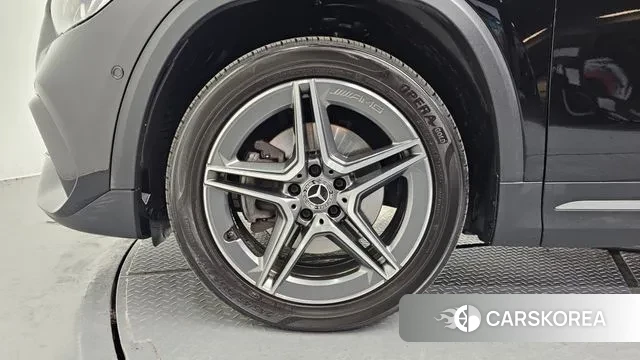 Mercedes-Benz GLA - Class H247 id 3282407 из Кореи 15