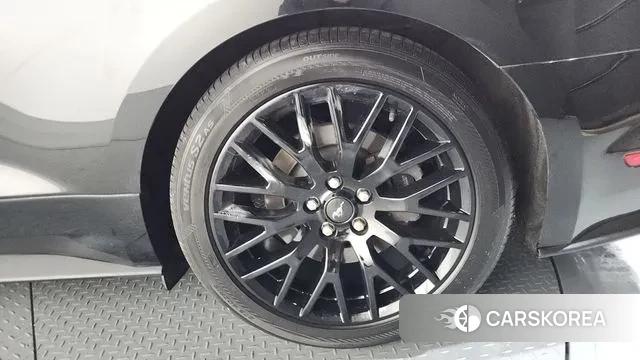 Ford Mustang id 3789187 из Кореи 15