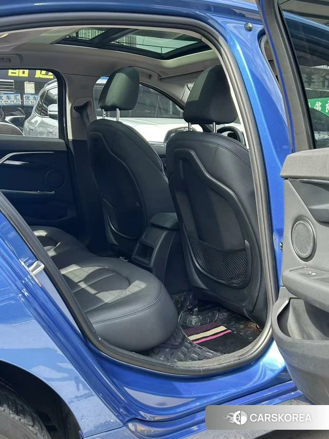 BMW 1 series 2018 Синий из Китая, фото 5