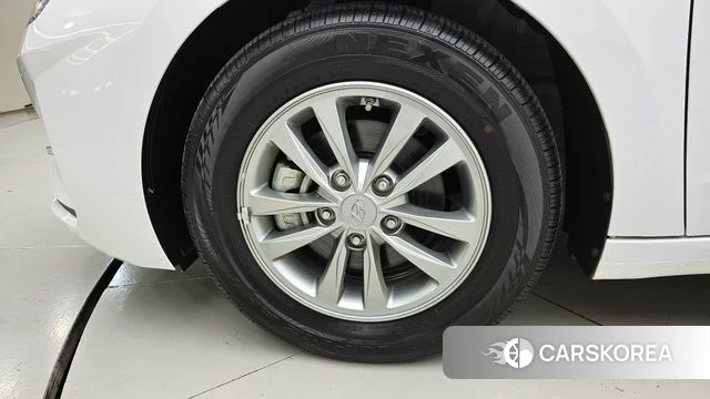 Hyundai The New Avante AD id 3828480 из Кореи 15