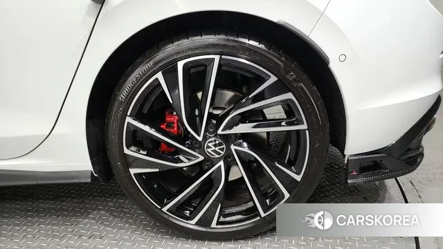 Volkswagen Golf 8th Generation id 3006749 из Кореи 15