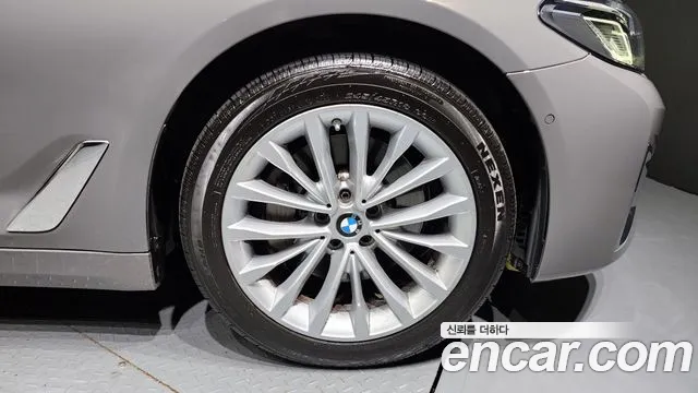 BMW 5 Series (G30) id 2806488 из Кореи 15