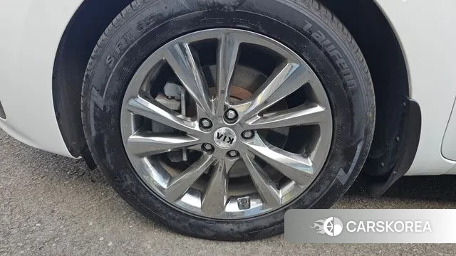 Kia The New Carnival id 3728651 из Кореи 15