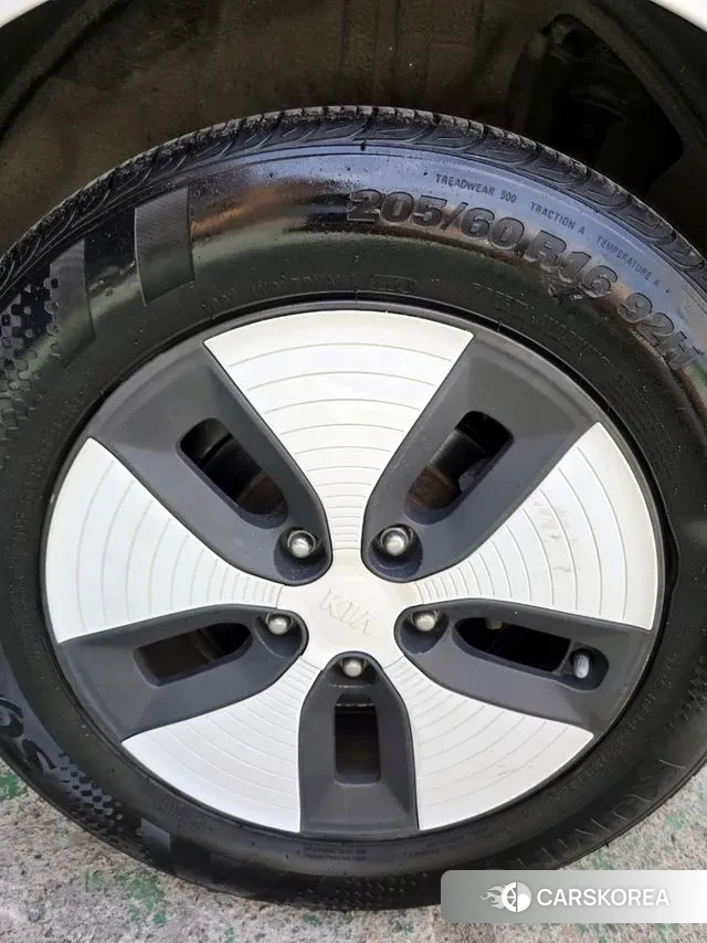 Kia Soul EV id 2966639 из Кореи 15