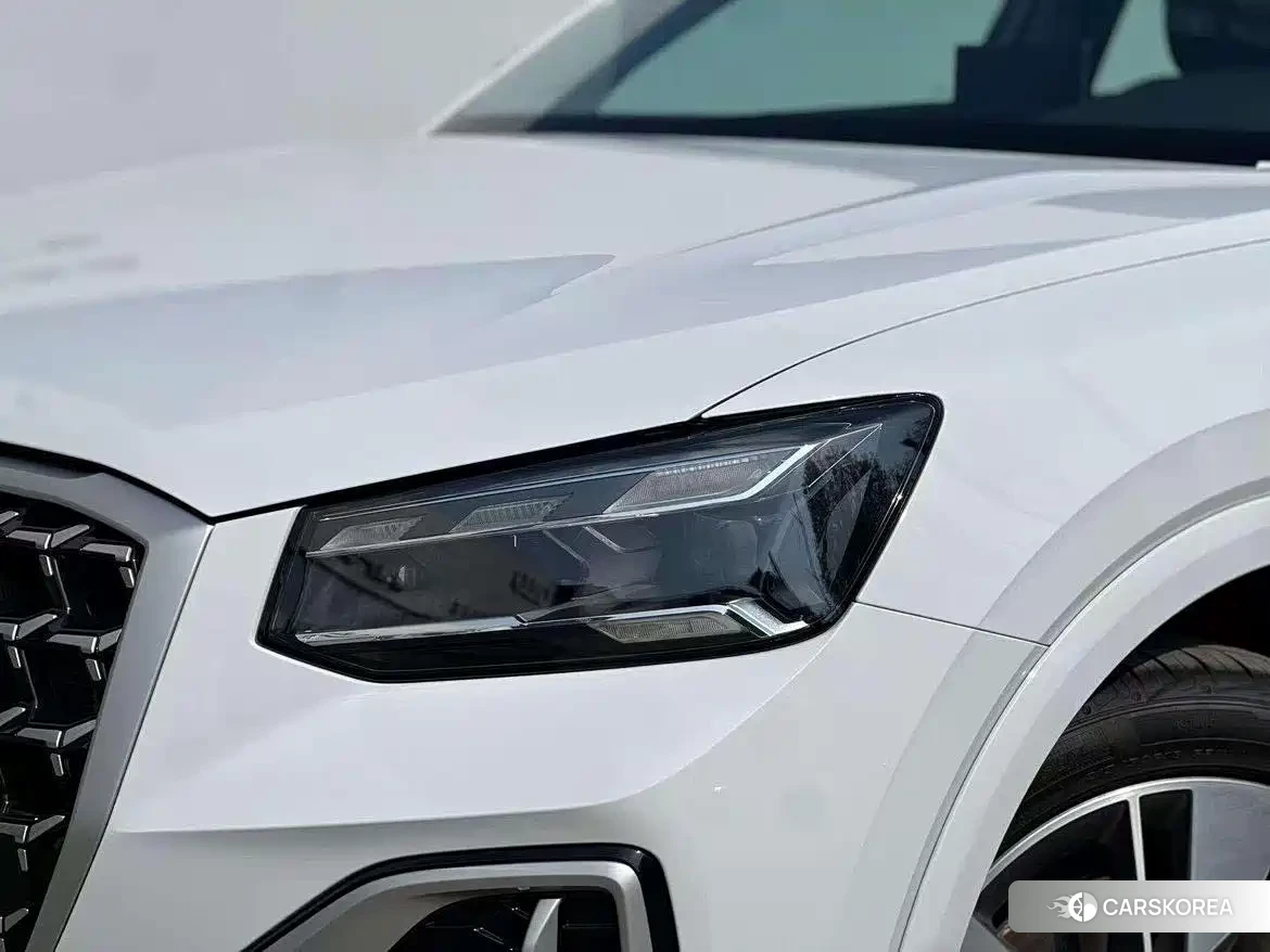 Audi Q2L id 4589110 из Китая 10