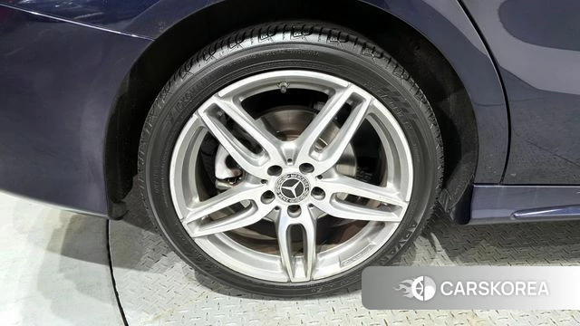 Mercedes-Benz CLA-Class C117 id 3853703 из Кореи 15