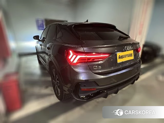 Audi Q3 Sportback 2021 Темно-серый из Китая, фото 5