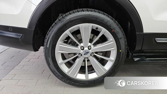 Ford Explorer id 3861584 из Кореи 15