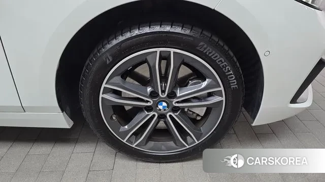 BMW 1 Series (F40) id 3180183 из Кореи 15