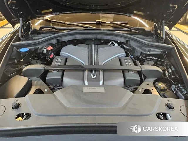 Rolls-Royce Cullinan id 3093221 из Кореи 12